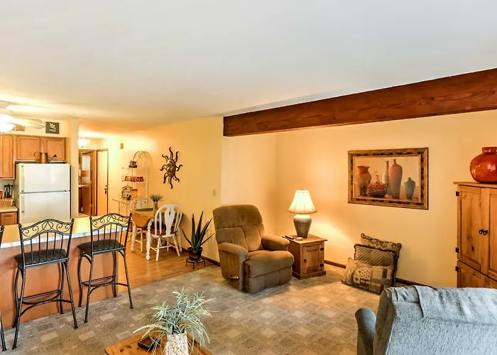 Waterfront Port Clinton Condo W/ Pool Access!